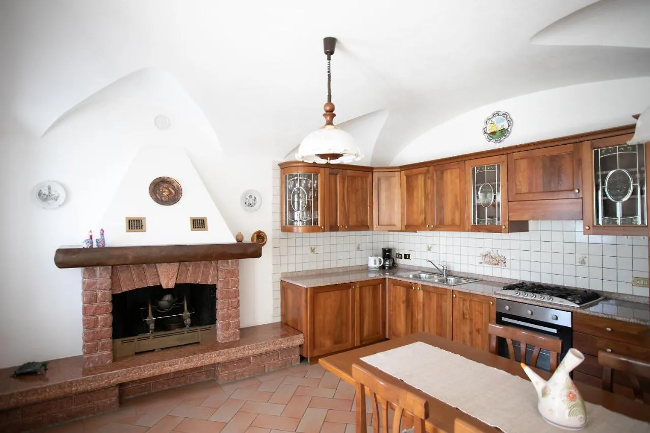 Fabula Home Rental - Relax Nel Bosco Sovere 0*,  Italy